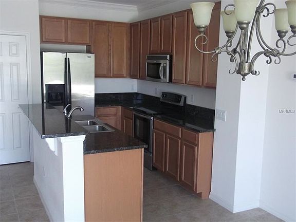 2nd image of 10136 Fallsgrove St