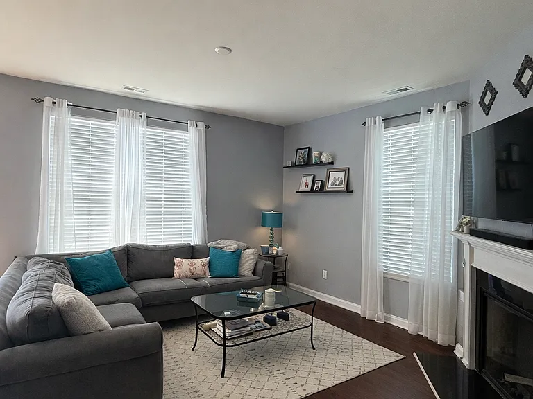 3835 Willow Green Pl — Photo 1