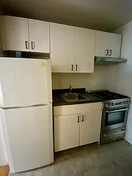 Rented by Green Line Realty