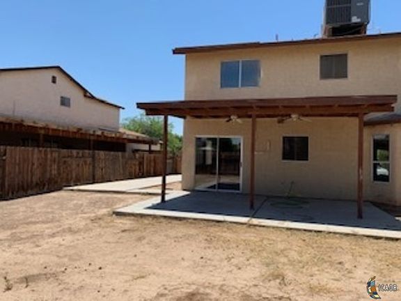4th image of 2150 W Holt Ave