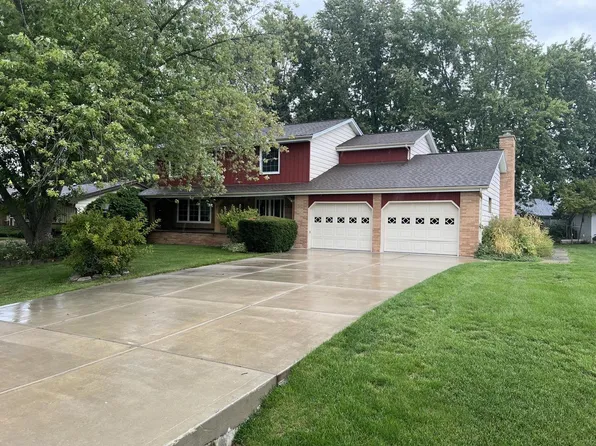 3570 South Greenlawn TERRACE, New Berlin, WI 53151