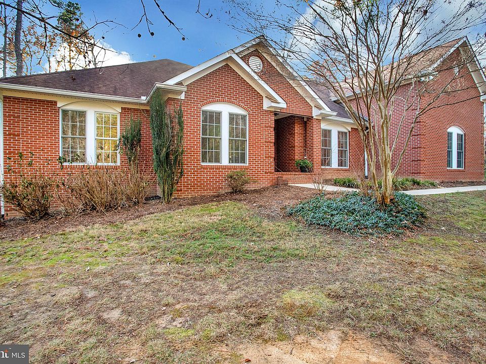 1st image of 42443 Dean Forest Ct