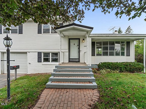 2nd image of 2199 Webster Drive