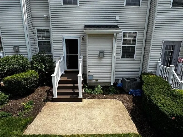 533 Coventry Dr — Photo 13