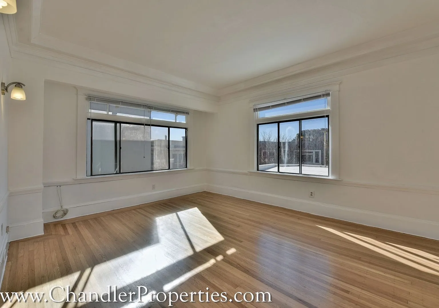 75 Palm Avenue Apartments — Photo 3