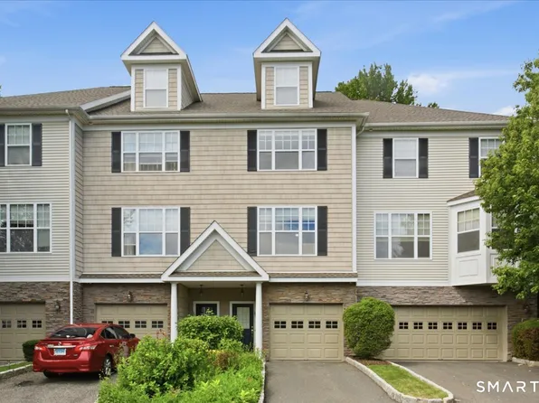 26 Maura Lane #26, Danbury, CT 06810
