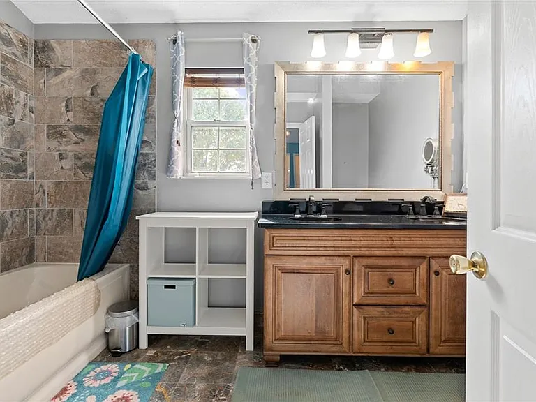 1755 Arborwood Dr — Photo 20