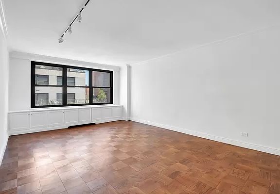 2nd image of 225 E 57th St APT 12B