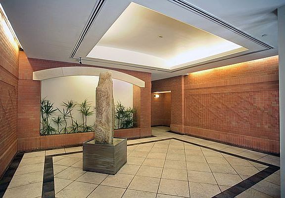 4th image of 363 W 30th St #803