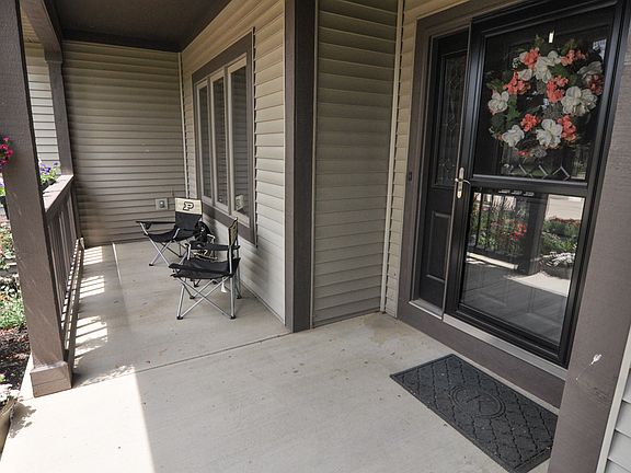 3rd image of 4809 Admirals Pointe Dr