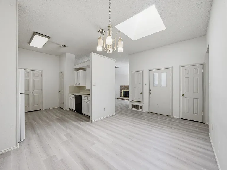 2103 Overview Ln — Photo 8