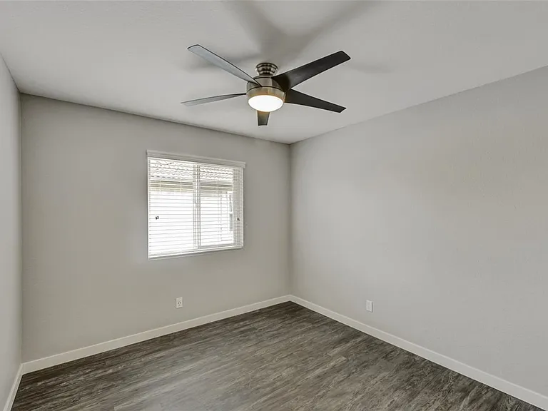 Corona Pointe Resort — Photo 47