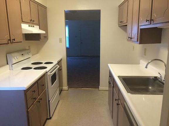 3rd image of 5650 Darby Close
