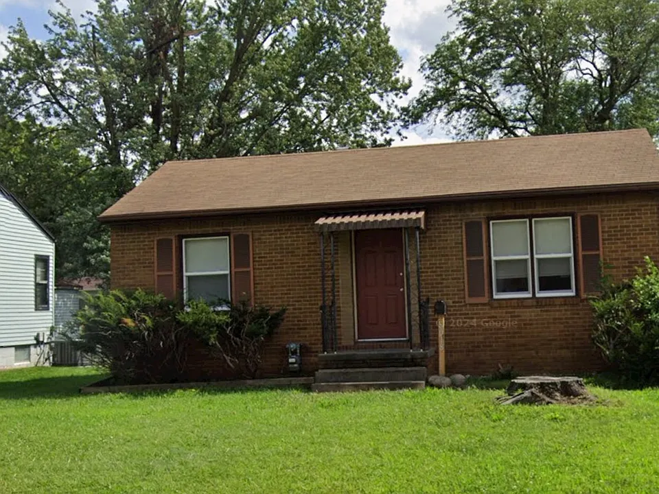 6018 Hickman Rd