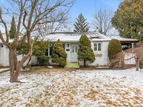 237 Philadelphia Avenue, Massapequa Park, NY 11762