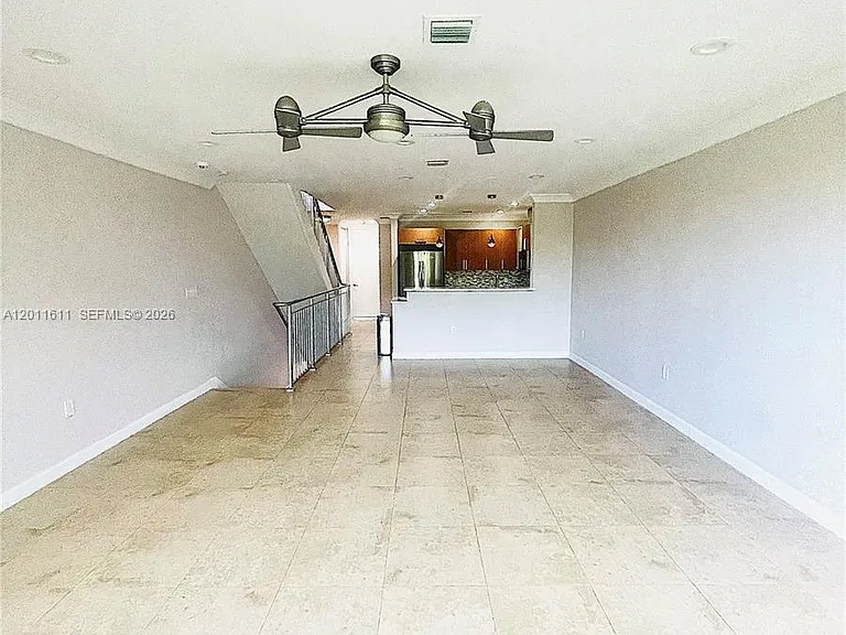 822 NE 19th Ave — Photo 22