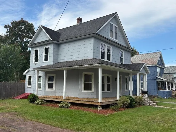 58 Lincoln St, Greenfield, MA 01301