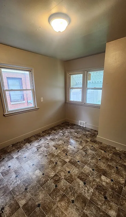 4645-4647 W. Fond du Lac Ave - Lower — Photo 1