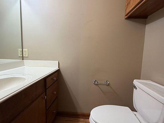 5th image of 209 Hayden St #A