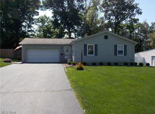 115 Fairview Dr, Cortland, OH 44410