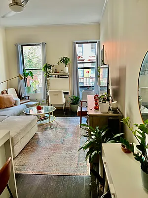 Rented by Voro New York | media 11