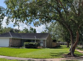 3102 E Heatherock Cir, Sugar Land, TX 77479