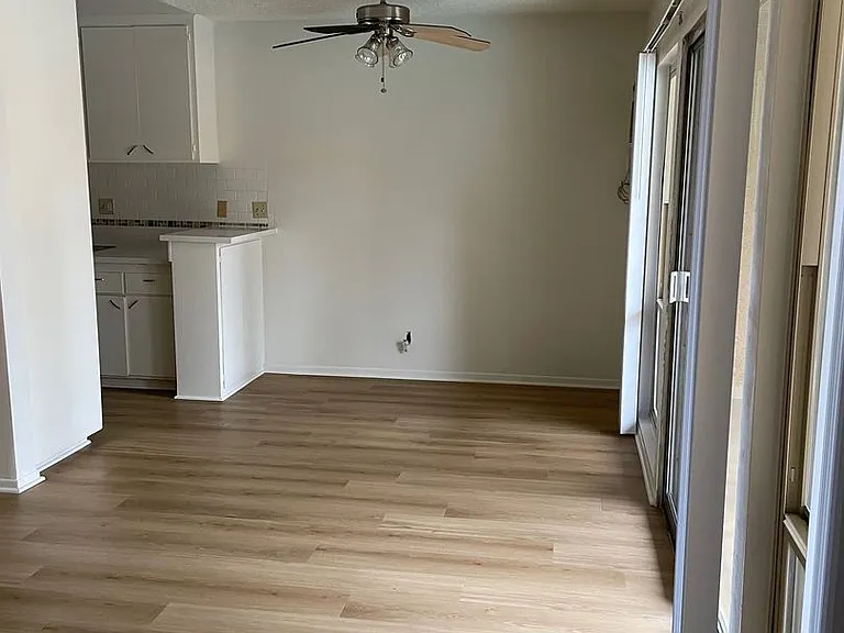 046 - 602 Fairview — Photo 30