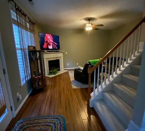 5th image of 205 McCarthy Dr