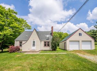 2991 Longview Rd, Hermitage, PA 16148