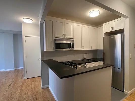 Rented by Tourma Realty LLC | media 33