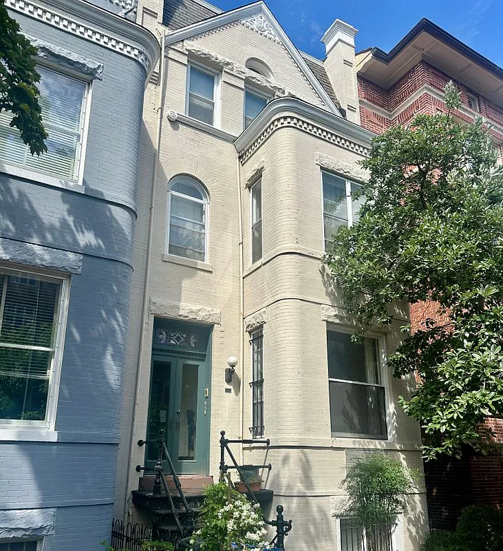 Studio, 1.0 bath, 400 sqft, $1,500 — Photo 1