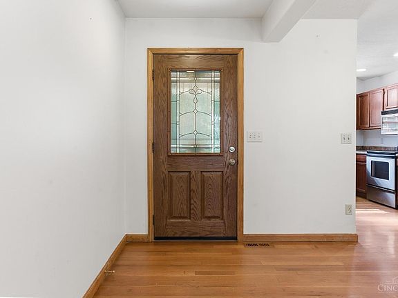 4th image of 3326 Meadow Green Ct