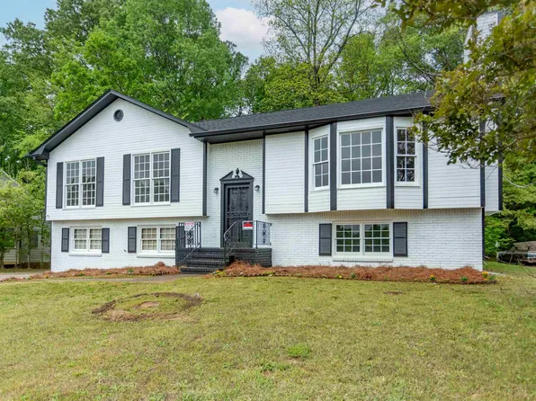 1732 Indian Summer Dr, Birmingham, AL 35215