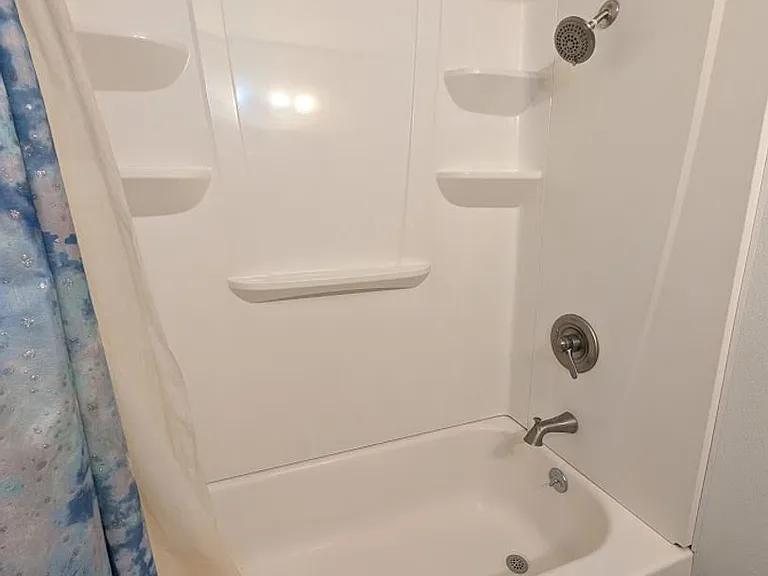 428 Linden Dr — Photo 17