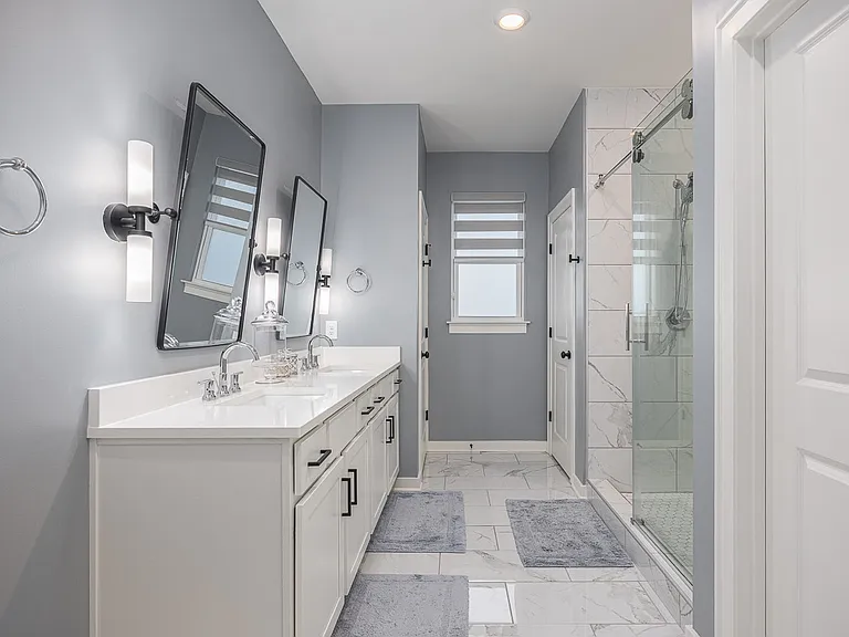 7444 Flatbush Dr — Photo 10