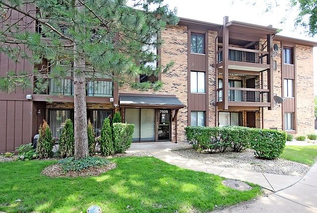 1st image of 7505 175th St APT 113