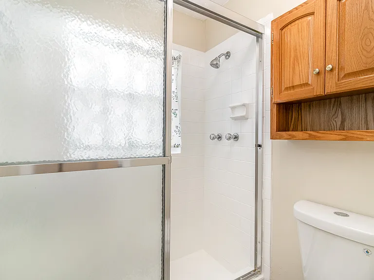 3135 Shady Dell Ln — Photo 4