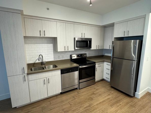 16041 NE 19th Ct #S1