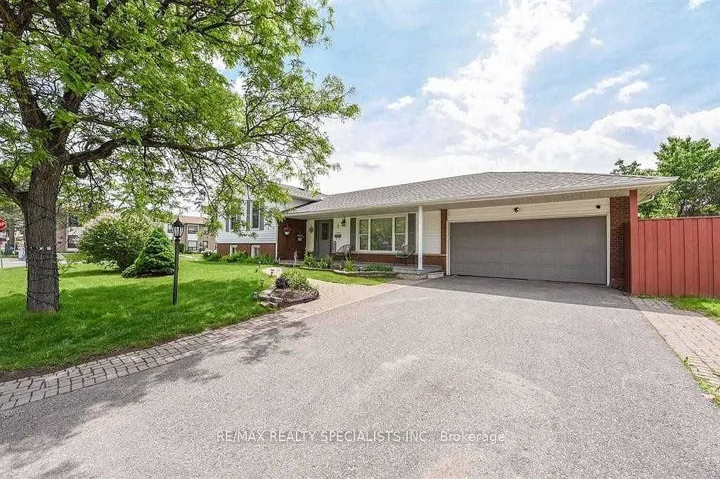 4 bed, $3,300 — Photo 4
