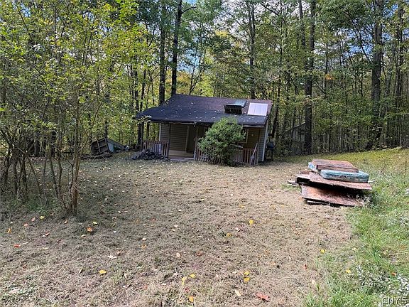 4th image of Bent Dipper Rd
