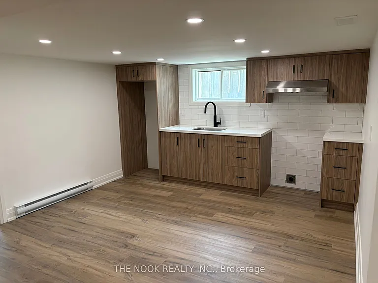 174 Stevenson Rd S #6 — Photo 7