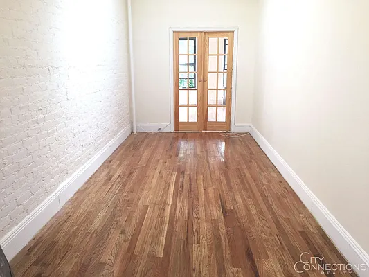 Rented by City Connections Realty | media 19