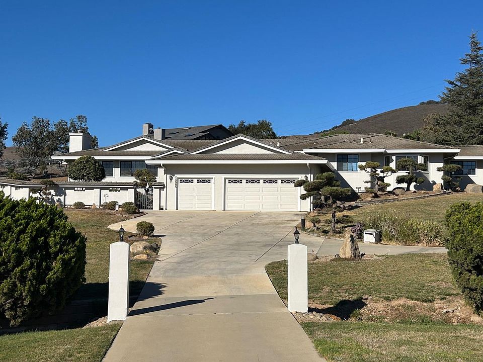 1st image of 24665 Foothill Dr