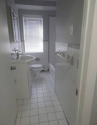5th image of 331 E Mount Airy Ave APT C3