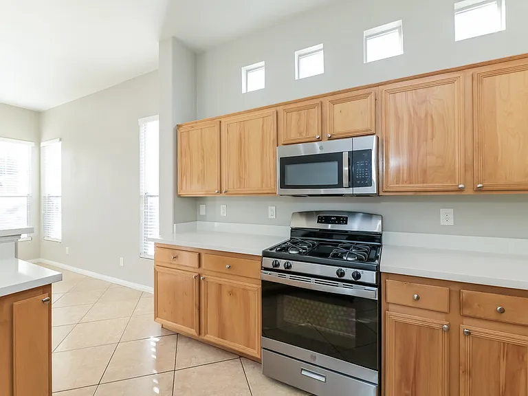 125 Coney Island Ave — Photo 8