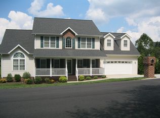 406 Vista Rdg, Radford, VA 24141