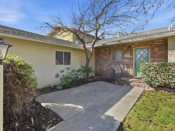4th image of 713 Rio Vista Dr