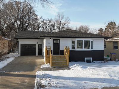 1416 7th St SW, Minot, ND, 58701
