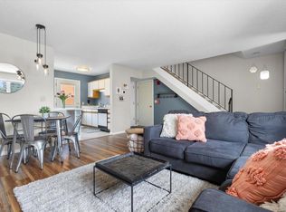 7850 Harwood Ave UNIT 5, Wauwatosa, WI 53213