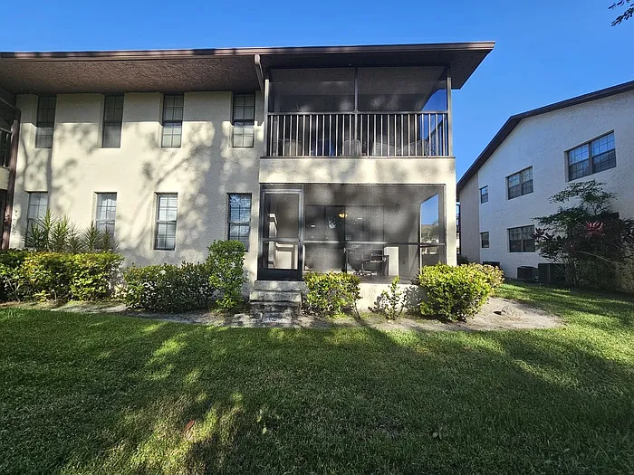 5236 Treetops Dr #104 — Photo 11